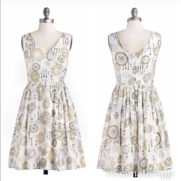 Bea & Dot by Modcloth Time Is Of The Elegance Clock Watch Print Dress XS - Picture 8 of 8